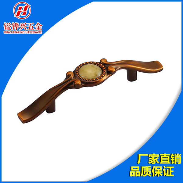 古典家具五金配件选购与使用要点有哪些？